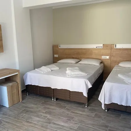 Bella Rose Hotel *