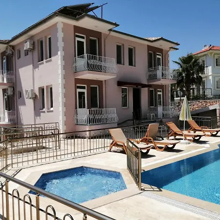 Bella Rose Hotel *